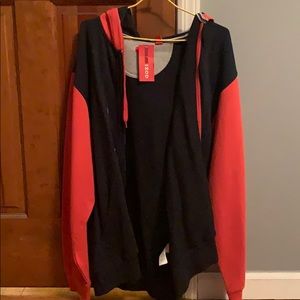 Izod sweatshirt with hoodie and zipper
